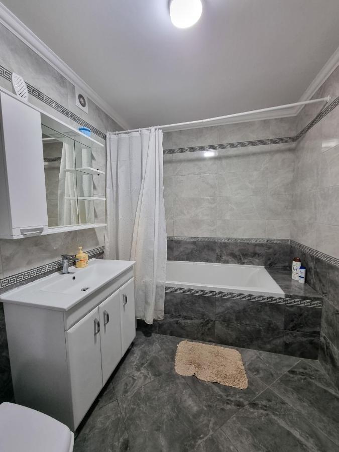 تشيسيناو Aparthotel City Center المظهر الخارجي الصورة