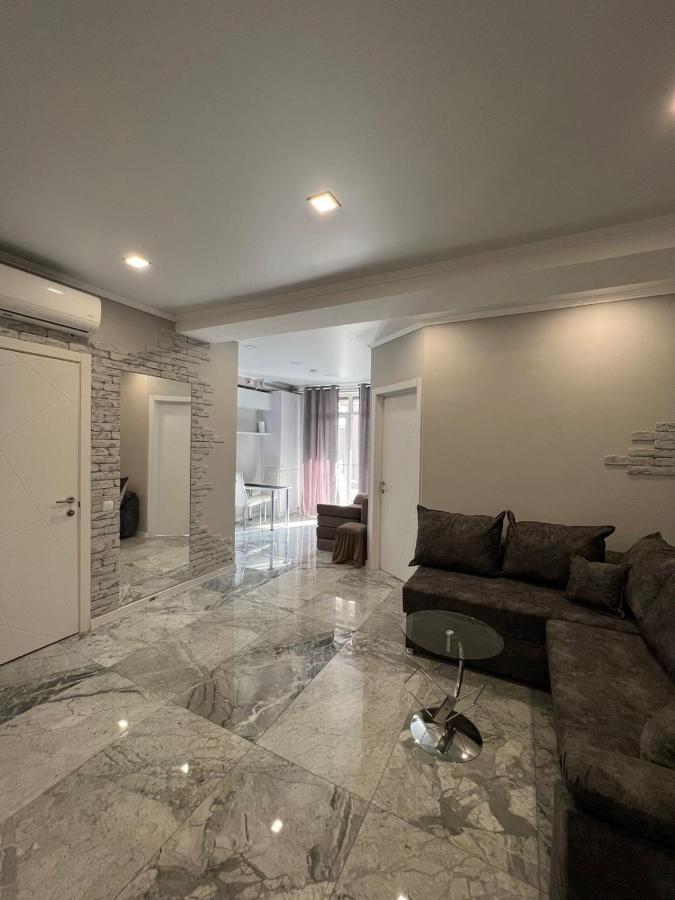 تشيسيناو Aparthotel City Center المظهر الخارجي الصورة